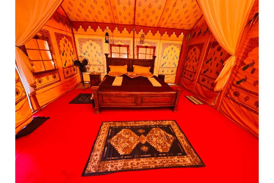 room-image