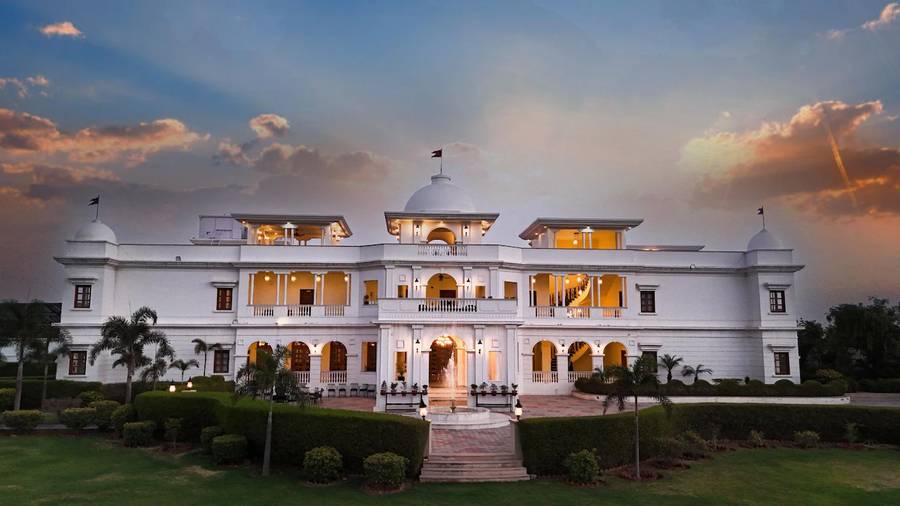 Umaid Farm Resort-A Legacy Vintage Stay In Jaipur