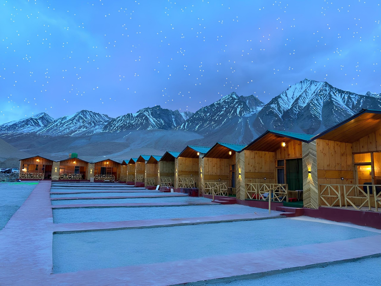 Pangong Pearl,Man,4 star