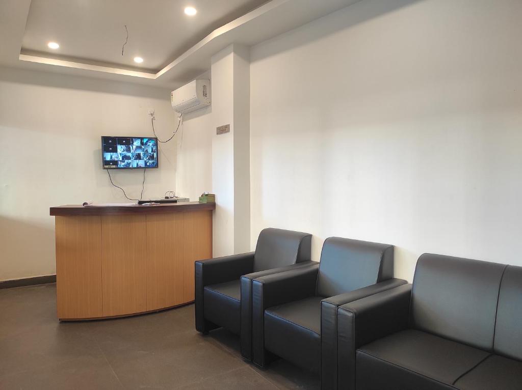 adityas hotel way point