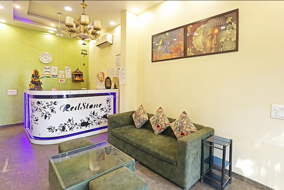 Airport Hotel Redstone,Mahipalpur,3 star