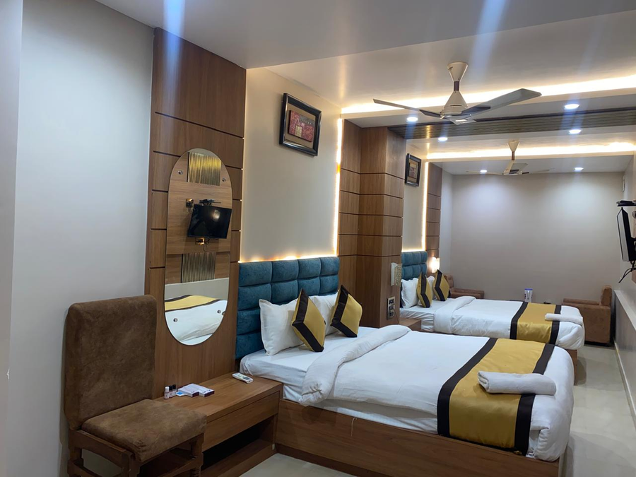 Hotel New Grand,Williams Town,3 star