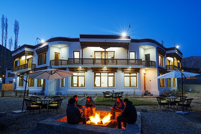 Hotel Summer Inn,Upper Tukcha Road,3 star