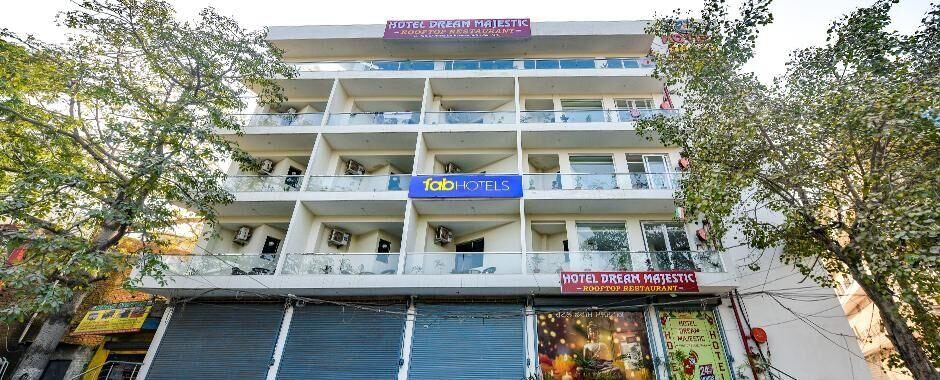 Fabhotel Dream Majestic,BALONGI,3 star