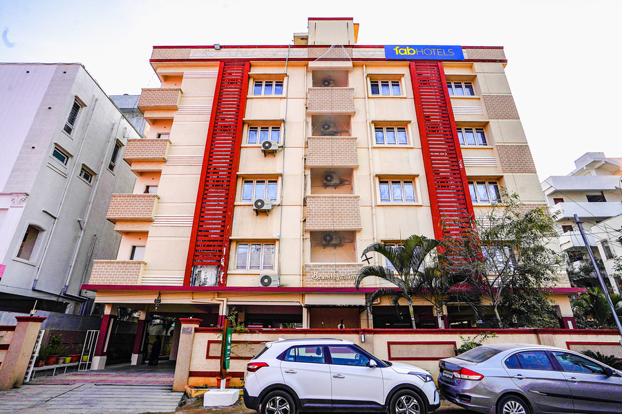 Fabhotel Q Suites