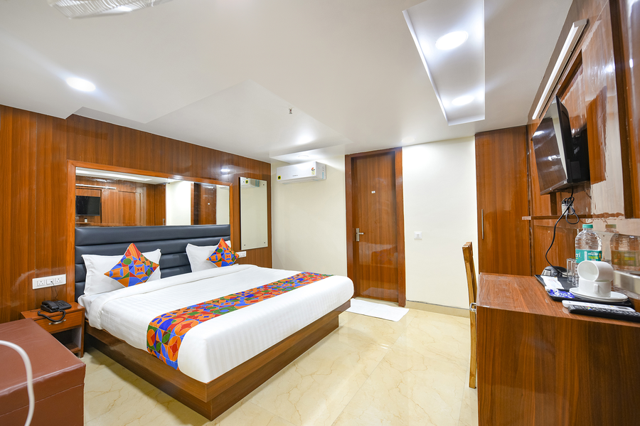 Fabhotel Mona International,,3 star