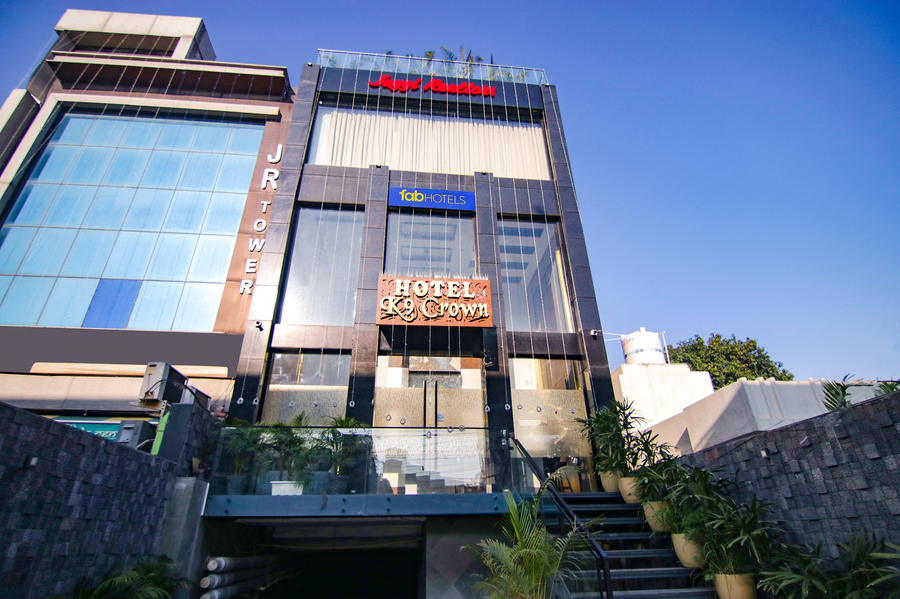 Fabhotel Prime K9 Crown,PAKHOWAL ROAD,3 star