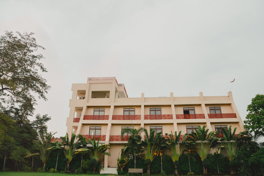 Kashi Anandam Signature Collection By Eight Continents,Madhopur,4 star
