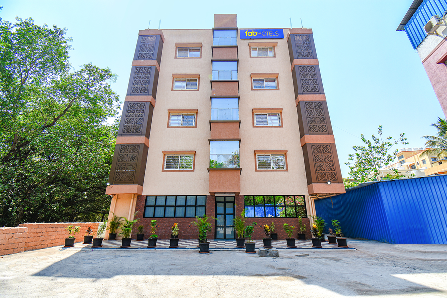 fabhotel prime esta inn