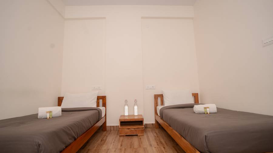 Z Express Akshala,Begur,0 star