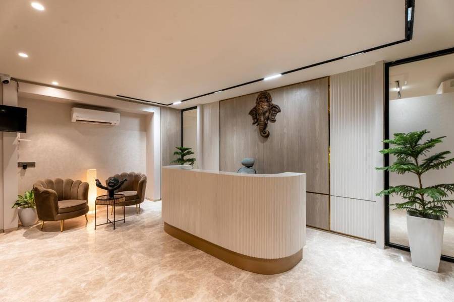 The Lodgers Luxury Hotel Near Golf Course Road Gurgaon,Sector 57,4 star