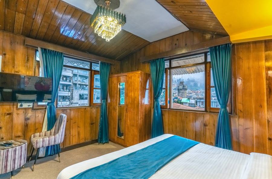 room-image