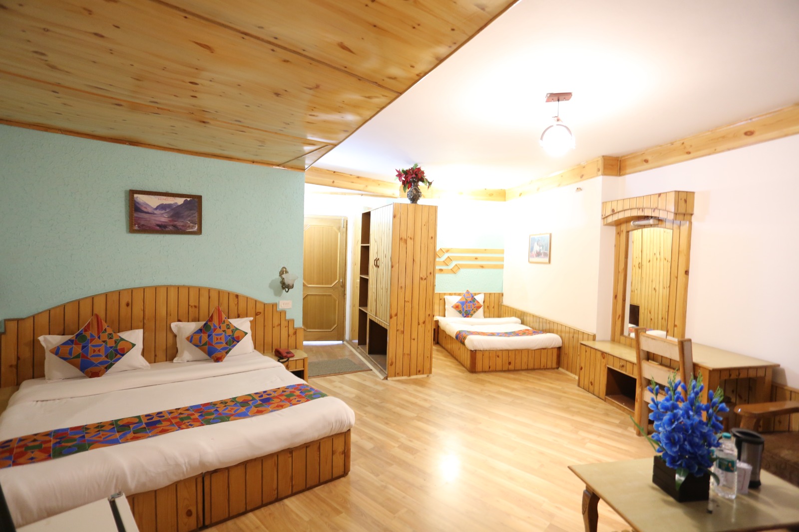room-image