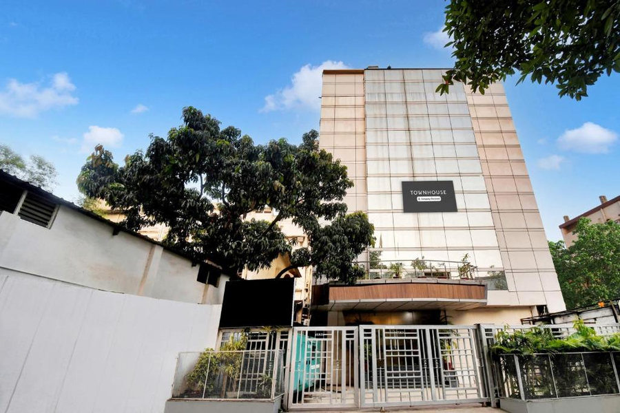 super townhouse ranchi near railway station