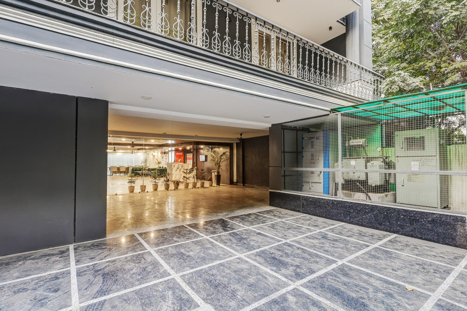 Super Townhouse Oak Udyog Vihar,Palam Vihar,4 star