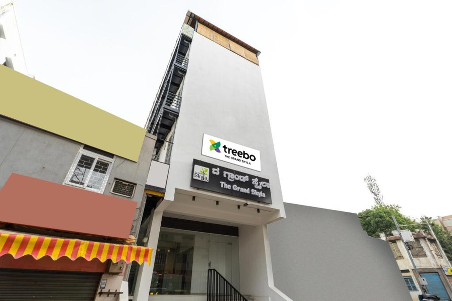 Treebo The Grand Skyla, Malleshwaram,Magadi - 55Kms From Bangalore,3 star