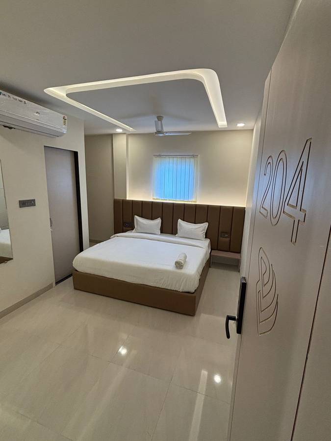 Hotel Vilaasitaa,Near Bombay Hospital,3 star