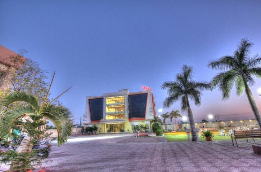 Keshwaras Residency,,3 star