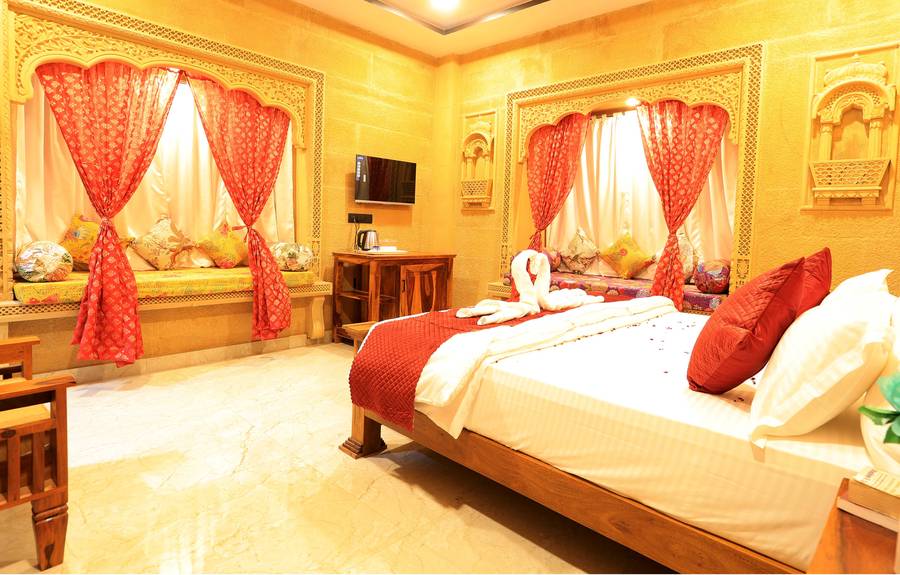 room-image