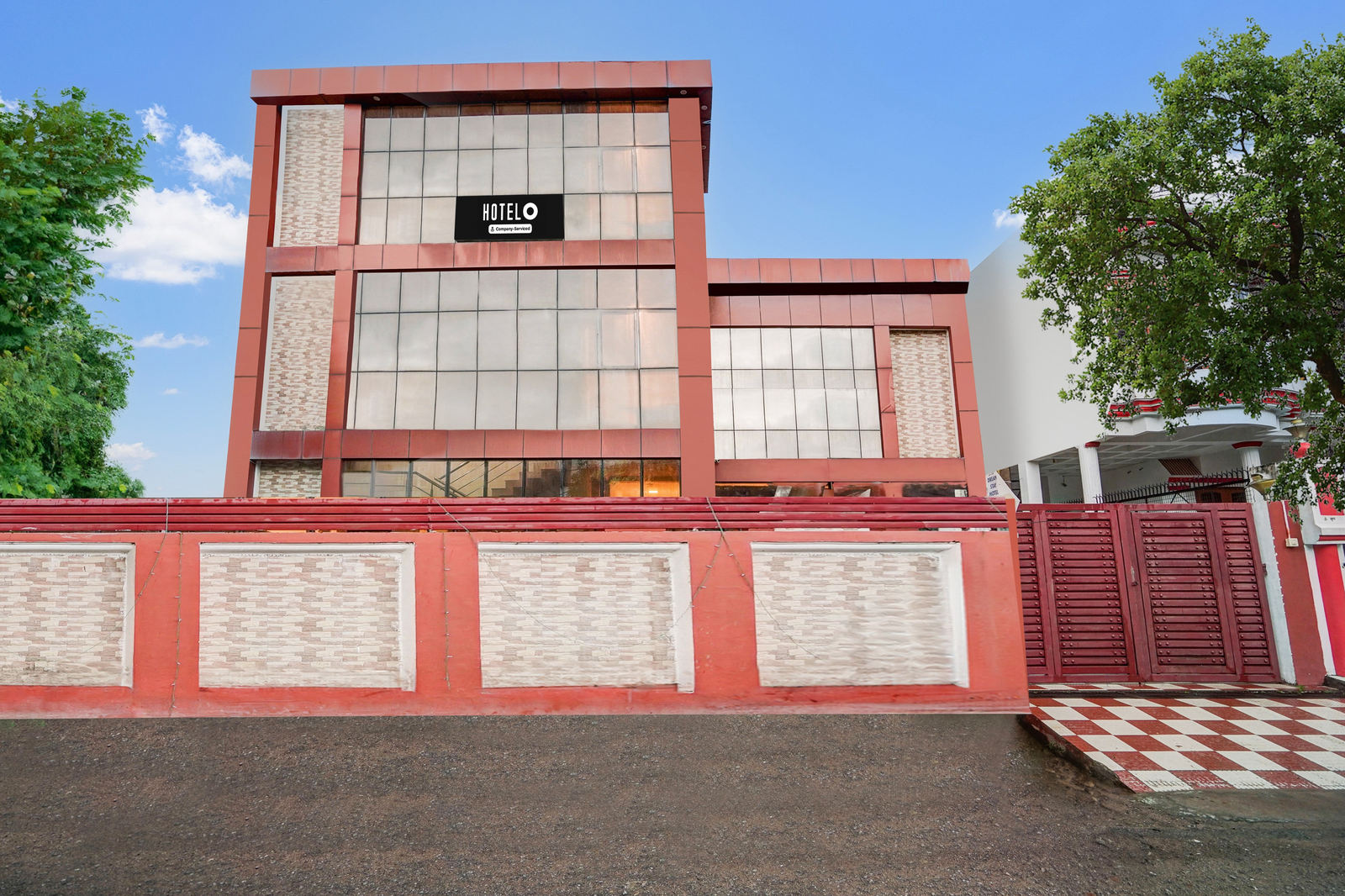 Super Hotel O Jankipuram Vikas Nagar,,3 star