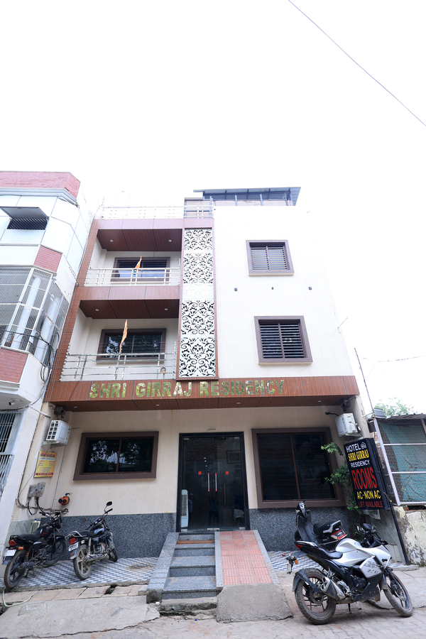 Shri Girraj Residency,,2 star