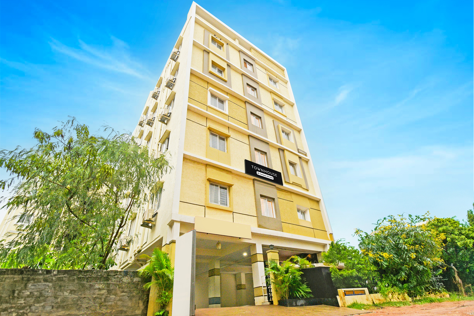 Super Townhouse Kondapur Near Botanical Garden Formerly Rrr Inn,Rajiv Gandhi International Airport,3 star