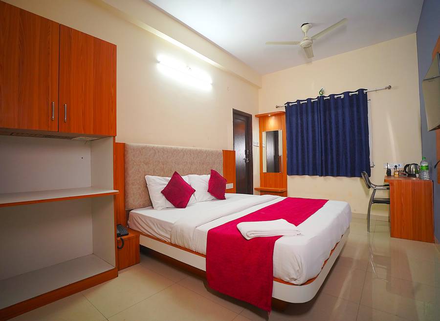 Hotel Inspira Residency-Near Bombay Hospital