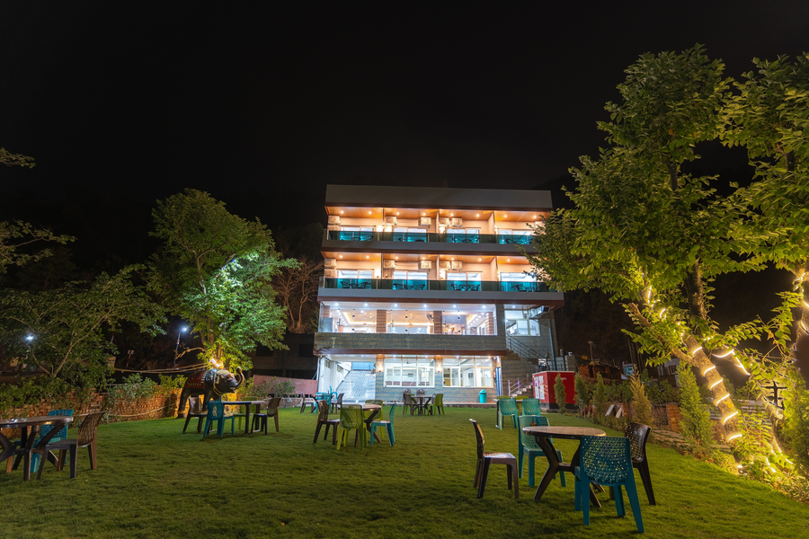 Riviera Resort  Rishikesh,Paliyal Gaon,3 star