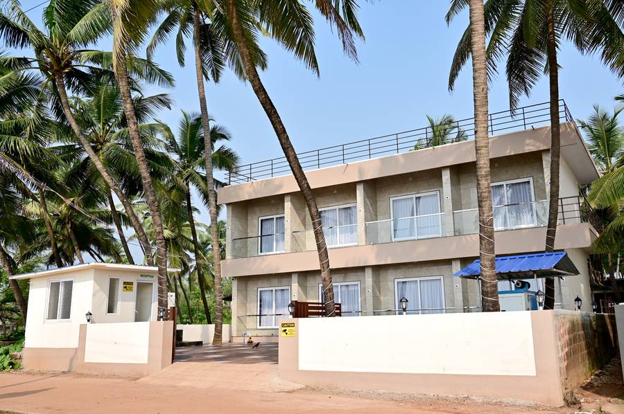 Sun & Sand Luxury Stays Sea View