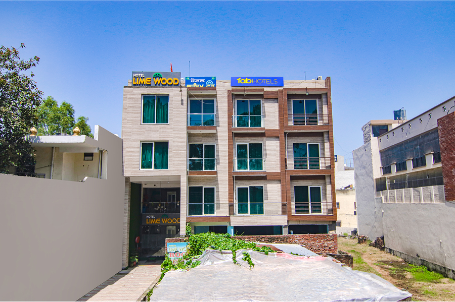 fabhotel lime wood