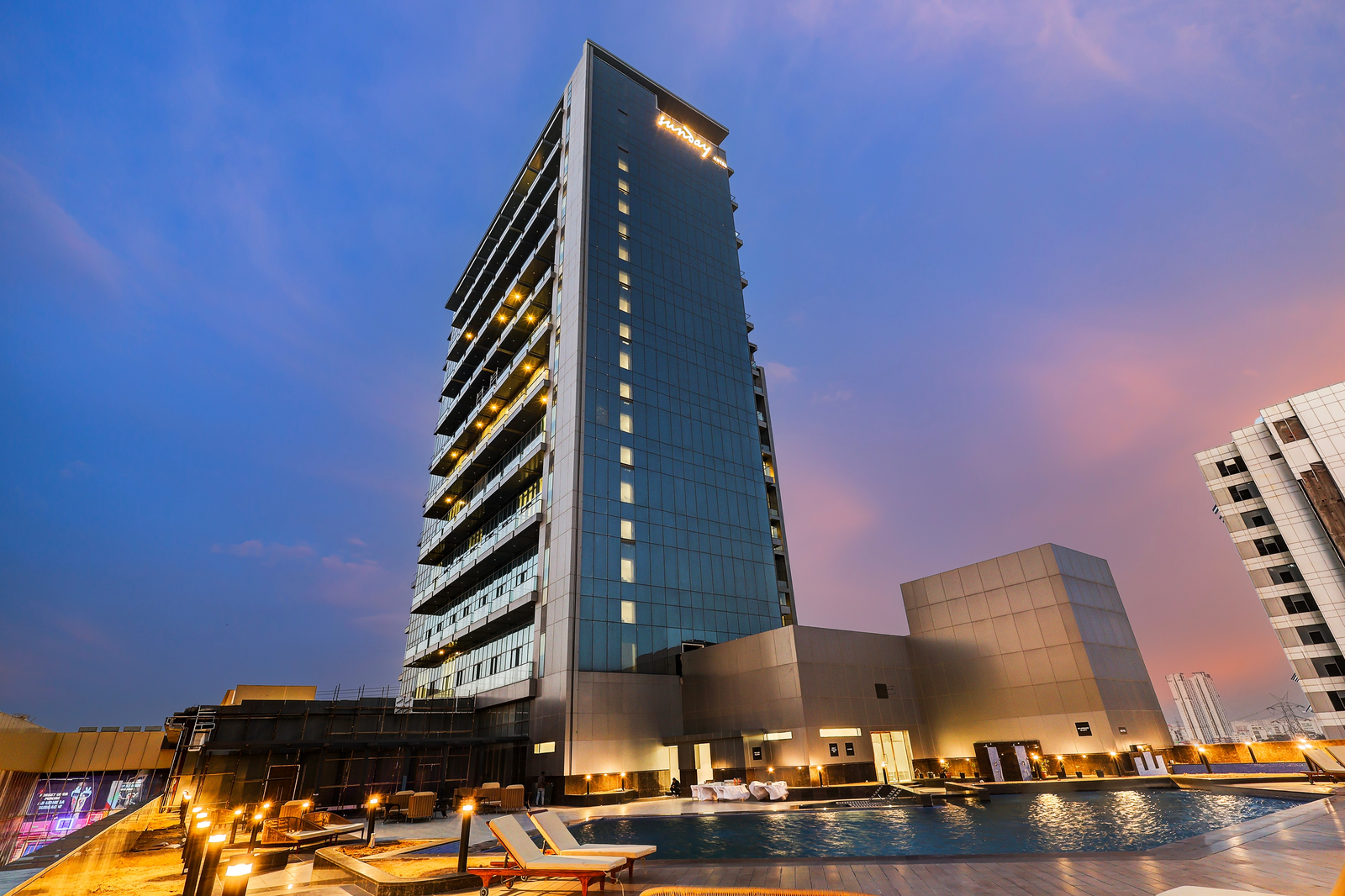 Sunday Hotels And Residences Gurgaon,Golf Course Extension Road,3 star