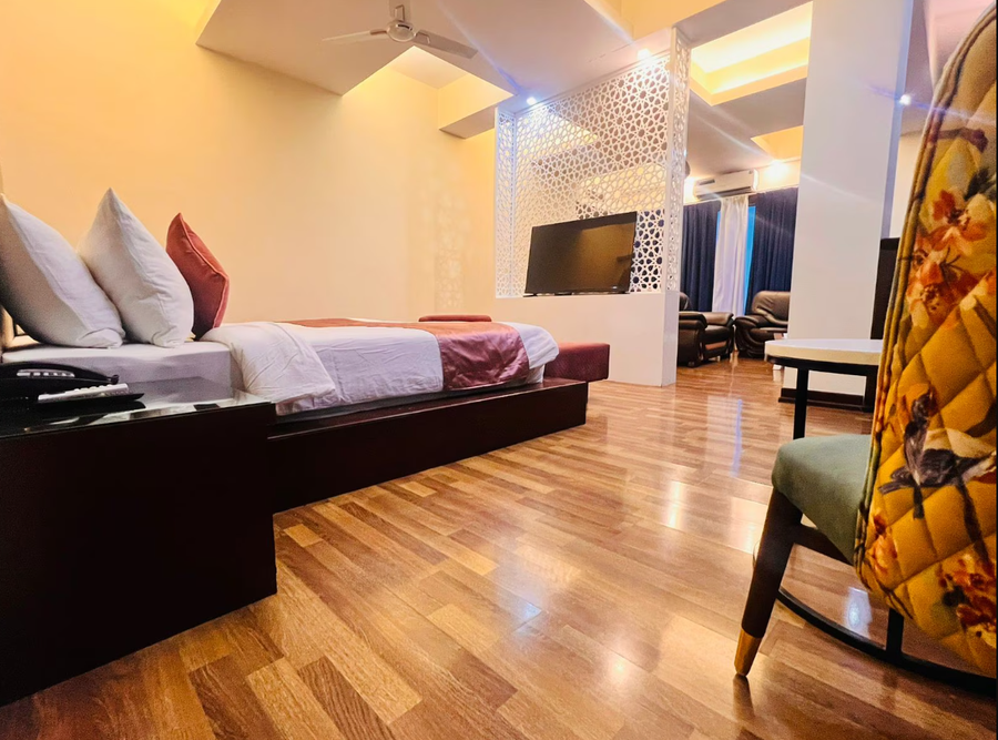 room-image