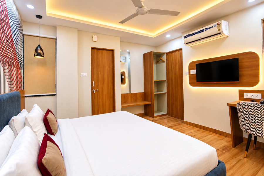 Aceotel Inn Vijay Nagar,Plot No. 615, Near Apollo High Street,3 star