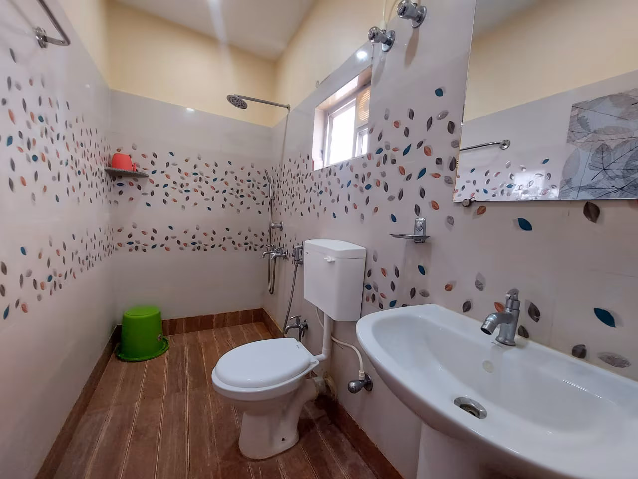 room-image