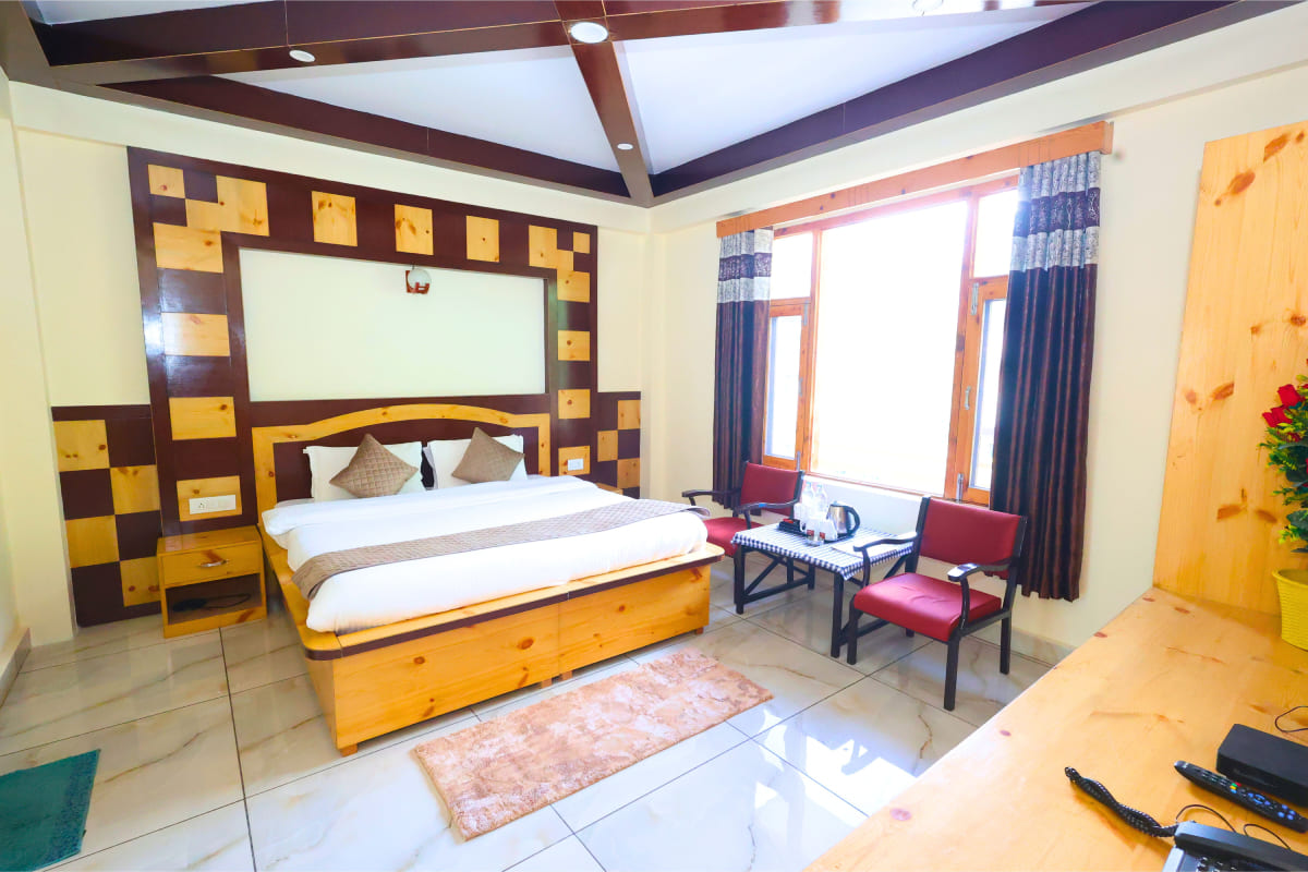 room-image
