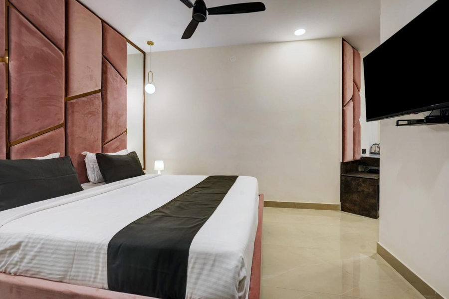 Astra Hotels & Suites - Koramangala,Koramangala,3 star