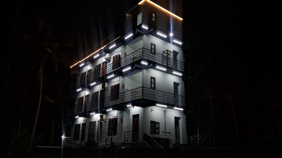 Super Hotel O Kazhakuttam Vadakkumbhagam,Kazhakkoottam, Thiruvananthapuram,3 star