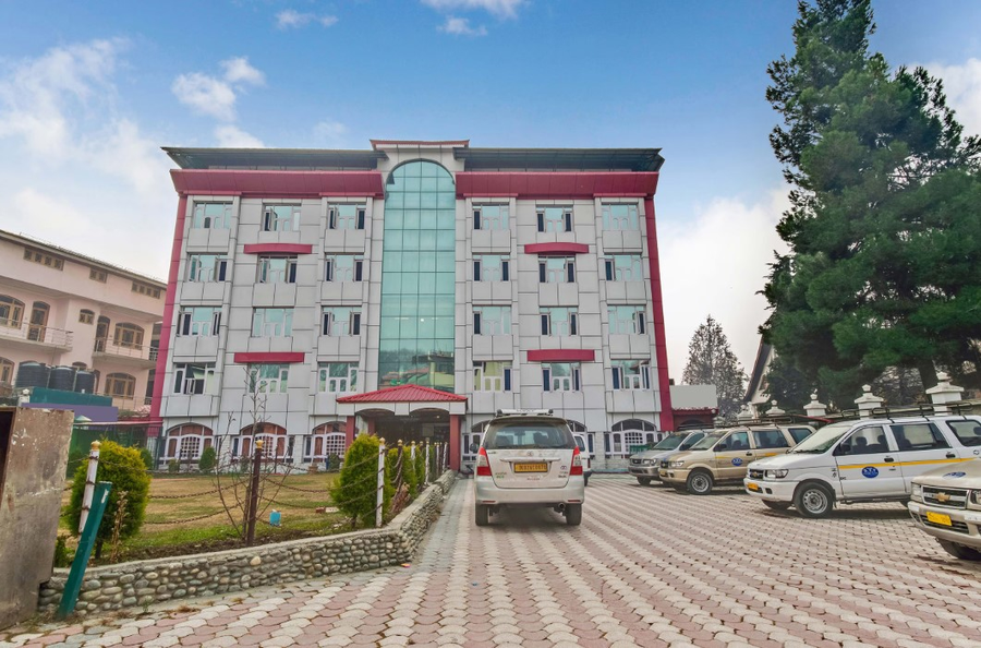 The Countryside Stays,Raj Bagh,3 star