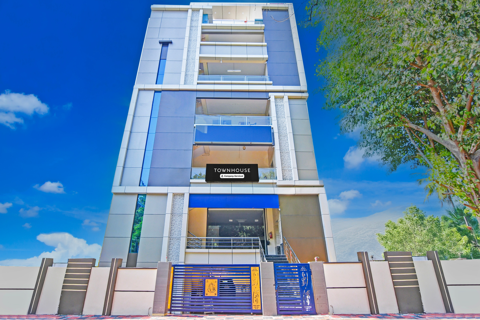 Super Townhouse Dwarakanagar Near Gurudwara,,3 star