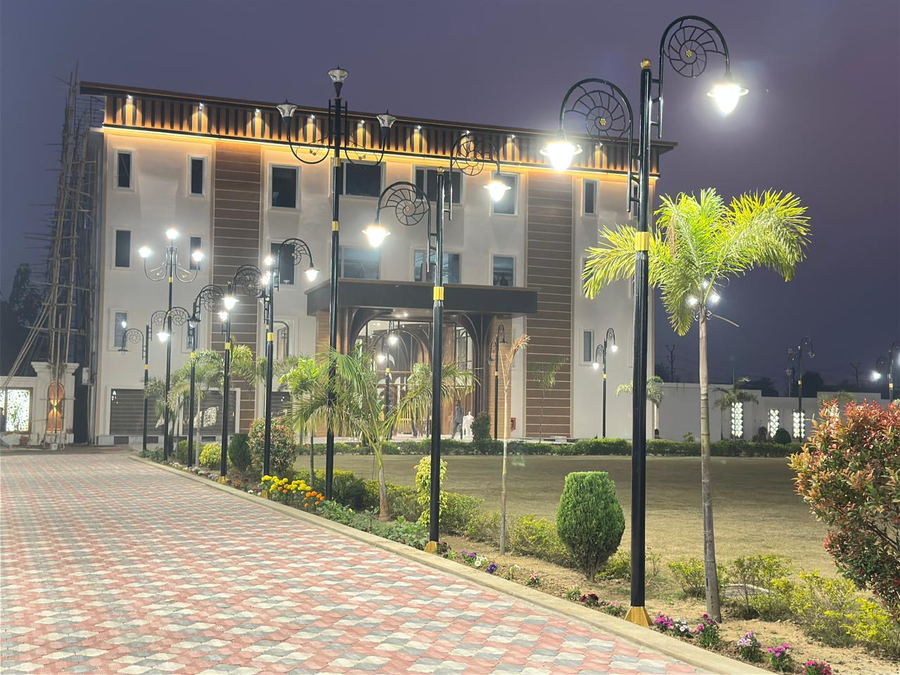 Nirvana Grand Hotel & Resort,,5 star