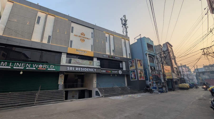 Beestay Hotels Rajahmundry,,3 star