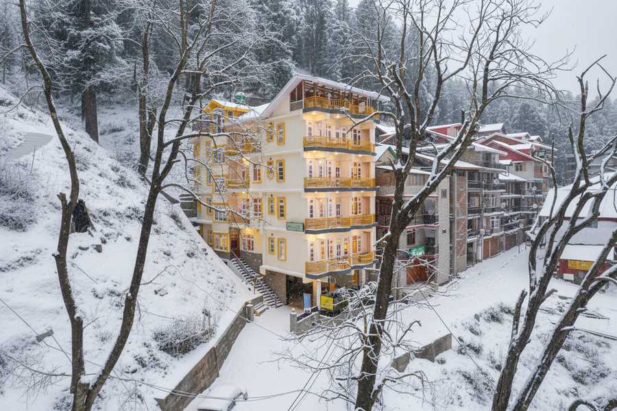 The Hosteller Narkanda,Narkanda>>Kufri,3 star