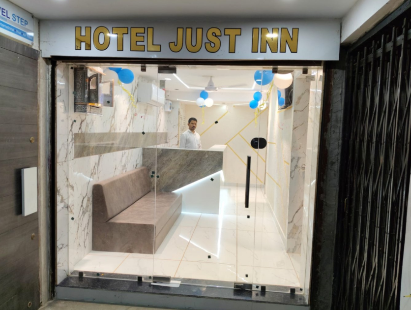 Hotel Just Inn,,3 star