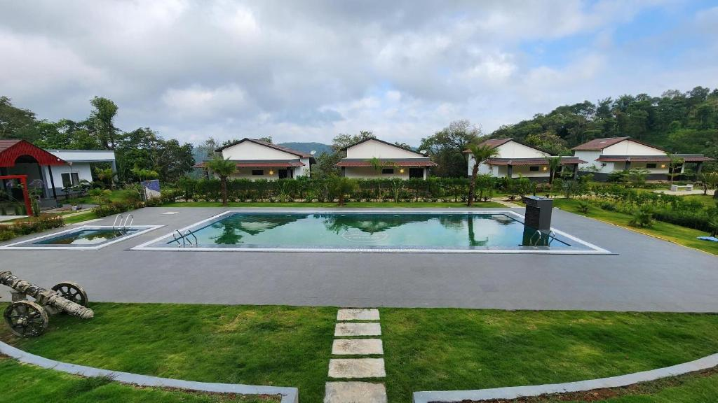 Hong Sau Resort,Sakleshpur,3 star