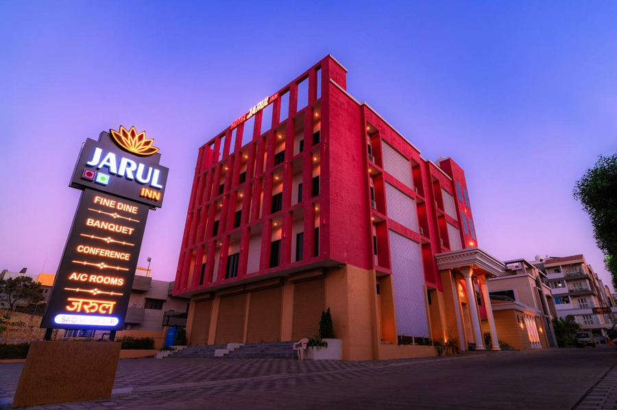 Jarul Inn Lodge,Malkapur,3 star