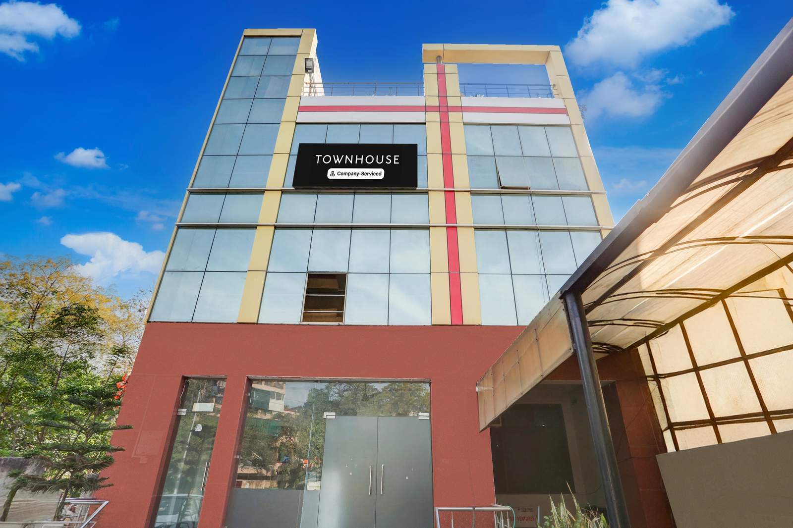 Super Townhouse Sector 4 Gurgaon,,4 star