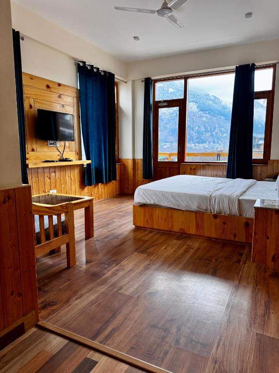 room-image