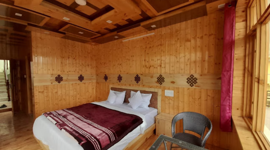 room-image
