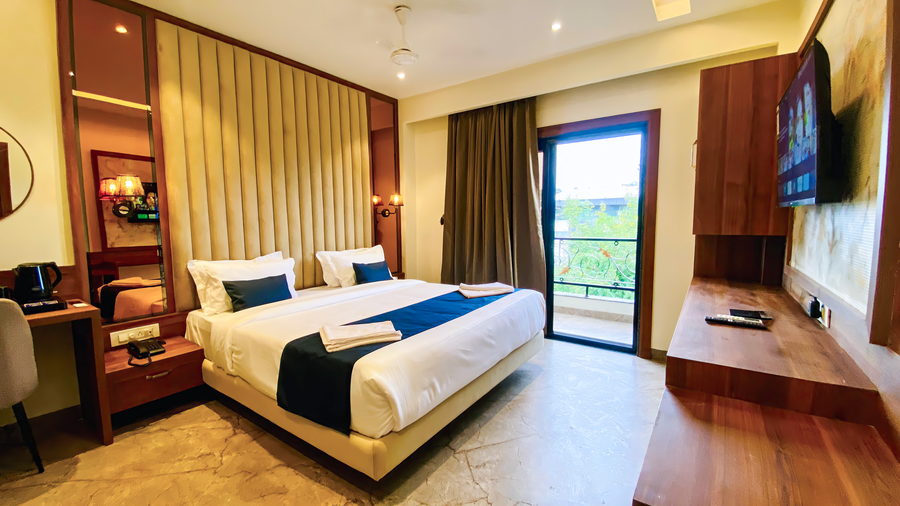 The Velar Hotel, Vijay Nagar,,3 star