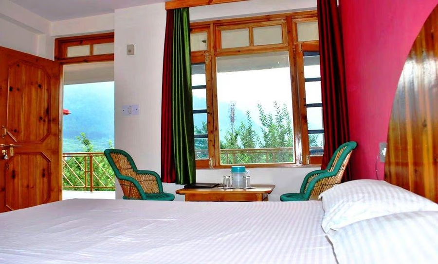 room-image